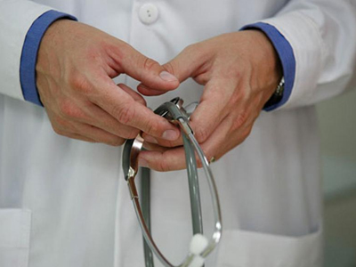 Οξύνονται οι αντιπαραθέσεις στην Υγεία για την αξιολόγηση