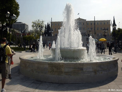 «Η Ελλάδα ελπίζει στους πολίτες της».