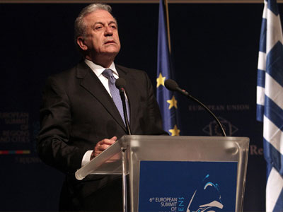 Αβραμόπουλος: Το όραμα της Ευρώπης σήμερα κλυδωνίζεται