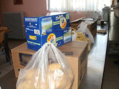 Κρήτη: Αντί για μπομπονιέρες … τρόφιμα στο σχολείο!