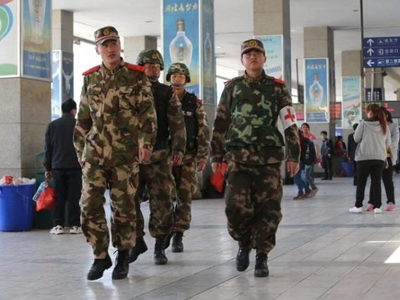 Κατηγορούνται για πειρατεία κινέζοι αξιωματούχοι Κατηγορούνται για πειρατεία κινέζοι αξιωματούχοι