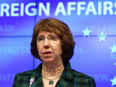 Αστον: Να απαντήσει η ΕΕ στο παράνομο «αποκαλούμενο δημοψήφισμα»