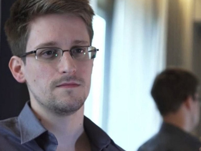 Τριετή άδεια παραμονής πήρε ο Σνόουντεν