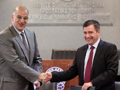 «Μνημόνιο συνεργασίας» υπέγραψαν Καμίνης – Δένδιας