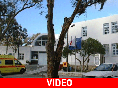 Σαντορίνη: Μάχη για τη ζωή δίνει η Αμερικανίδα τουρίστρια Σαντορίνη: Μάχη για τη ζωή δίνει η Αμερικανίδα τουρίστρια