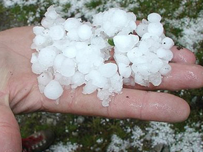 Ζημιές στην Ελασσόνα από το χαλάζι