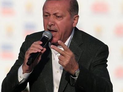 Έκλεισε η φωνή του Ερντογάν