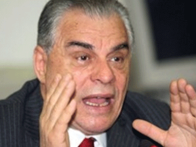 Γιακουμάτος: «Εάν δεν ρίξω τις τιμές θα παραιτηθώ»