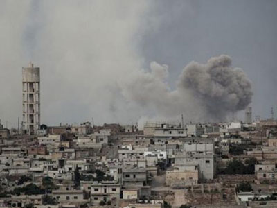 Συρία: Επιδρομές στη Δαμασκό από στρατό και αντάρτες