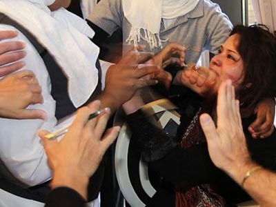 Μαλαισία: 38 άνδρες βίασαν 15χρονη!