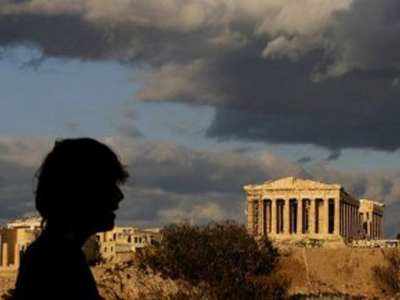 New York Times: Αθήνα, η πόλη που «επιστρέφει» από την κρίση