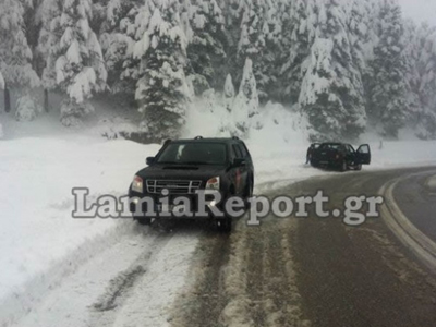 Με αλυσίδες για Καρπενήσι