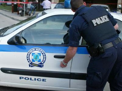 Σε διαθεσιμότητα δύο αστυνομικοί για απόδραση κρατουμένου Σε διαθεσιμότητα δύο αστυνομικοί για απόδραση κρατουμένου