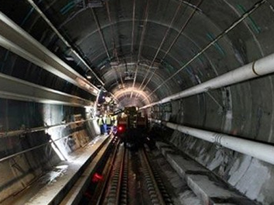 Μάγχη: Ημιμαραθώνιος… κάτω από τη θάλασσα