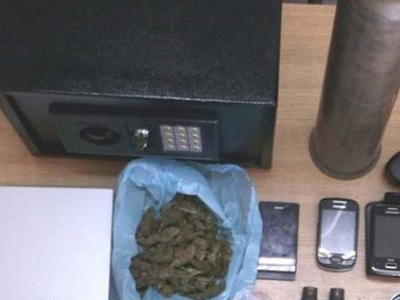 Άρτα: Οικογένεια διακινούσε ηρωίνη και χάπια