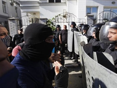 Ουκρανία: Όχι  από τους αυτονομιστές στο σχέδιο Ποροσένκο