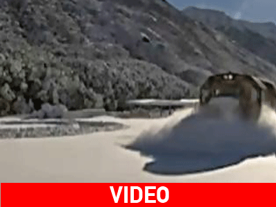 Δείτε την εκπληκτική διαδρομή τρένου μέσα στο χιόνι