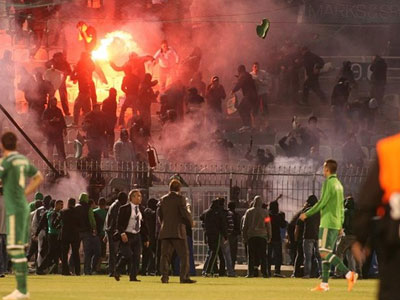 Δεκαέξι συλλήψεις στον αγώνα ΠΑΟ-ΠΑΟΚ