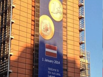 Η Λετονία θα γίνει σήμερα τα μεσάνυχτα το 18ο μέλος της ευρωζώνης