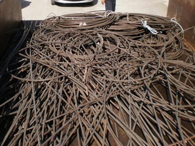 Κλέφτες καλωδίων, άφησαν χωριά χωρίς νερό