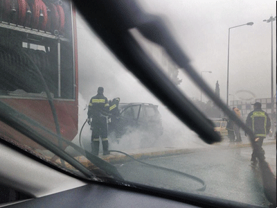 Φωτιά σε αυτοκίνητο στο Μαρούσι