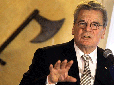 Γιοακίμ Γκάουκ: «Με πονούν αυτά που έκαναν στο παρελθόν οι Γερμανοί»