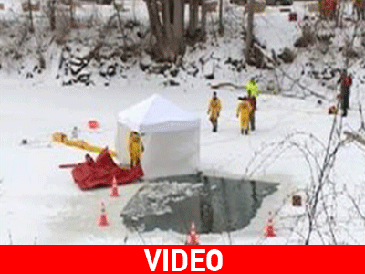 Αυτοκίνητο έσπασε τον πάγο και βυθίστηκε στον ποταμό Μισισίπη