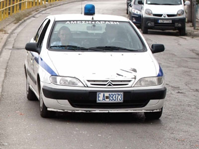 Την χτύπησαν για να της πάρουν 2.000 ευρώ