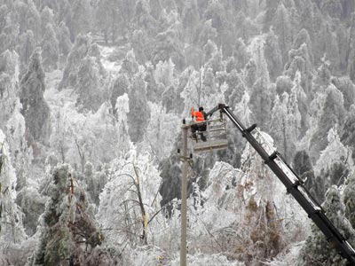 Προβλήματα ηλεκτροδότησης από την παγοθύελλα στη Σλοβενία