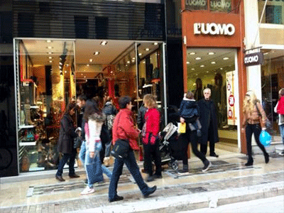 Yποτονική ήταν η κίνηση στα ανοιχτά καταστήματα του κέντρου
