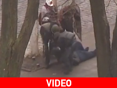 Κίεβο: Ελεύθεροι σκοπευτές σκορπούν τον θάνατο πυροβολώντας αδιακρίτως