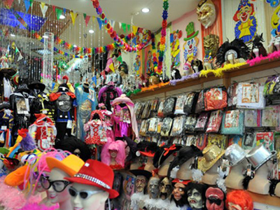 Αποκριάτικες στολές και αξεσουάρ: Τι πρέπει να προσέχουμε