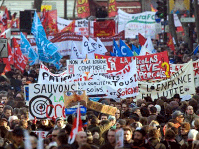 Συμμαχία γαλλικών συνδικάτων εναντίον Ολάντ