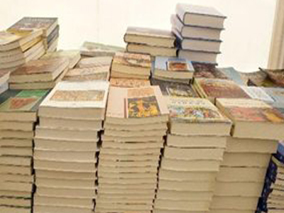 Παζάρι Βιβλίου στην πλατεία Κοτζιά