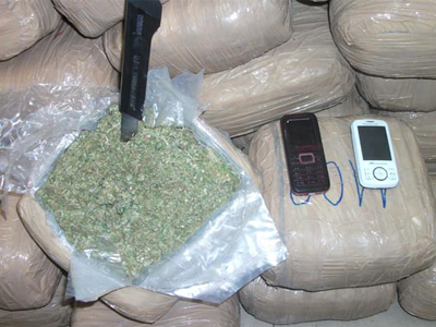 Σκόπελος: Μετέφερε δuο κιλά κάνναβη