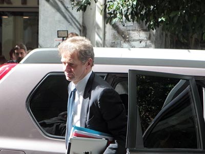 «Βέτο» της τρόικας για την διανομή του πλεονάσματος