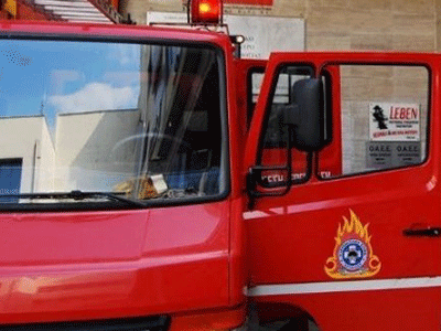 Φωτιά σε προεκλογικό περίπτερο του ΣΥΡΙΖΑ στο Χαϊδάρι