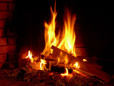 Πάτρα: Επεσε το πρώτο ξύλο για την αιθαλομίχλη