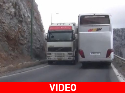 «Ακροβατώντας» στο Κρητικό οδικό δίκτυο