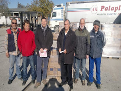 Διανομή τροφίμων στο λιμάνι Θεσσαλονίκης