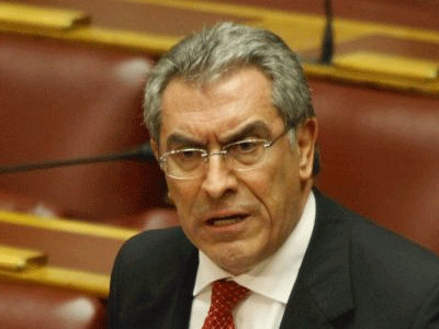 Καπερνάρος: Εχθροί της κυβέρνησης οι επαγγελματίες του κέντρου