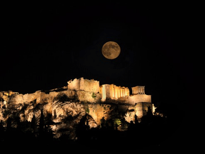 Τρεις πανσέληνοι το φετινό καλοκαίρι