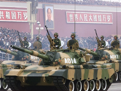 Γιατί οι Κινέζοι στρατιώτες δε χωράνε πλέον στα τανκς