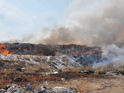 Φωτιά σε χωματερή στη Νέα Επίδαυρο