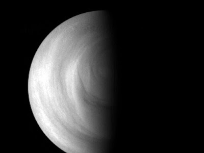 Ανακάλυψαν έναν ασυνήθιστο κρύο εξωπλανήτη