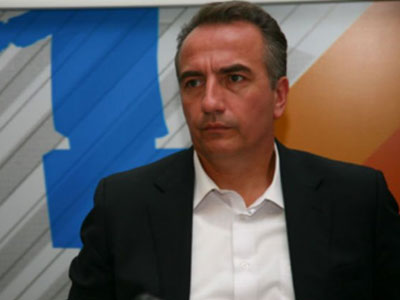 Καλαφάτης: «Οφείλουμε μια συγγνώμη στους νέους»