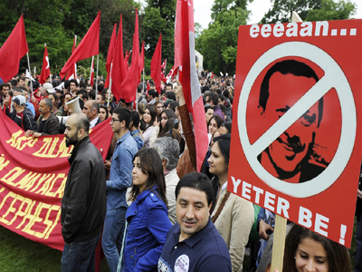 Τουρκία: Διαδηλώσεις κατά του Ερντογάν στην Άγκυρα