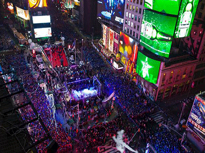 Πρωτοχρονιά με μαχαιρώματα στη Νέα Υόρκη