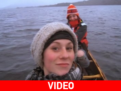 Δύο κοπέλες πήγαν για κανό και είδαν το πιο θρυλικό φυσικό φαινόμενο