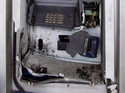 Εμπρησμοί ΑΤΜ στον Πειραιά